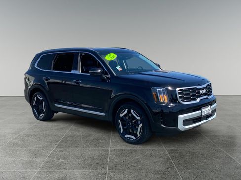 Used 2024 Kia Telluride S w/ S Sunroof Package FWD image 7