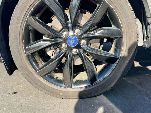 Used 2018 Ford Escape SE w/ SE Sport Appearance Package image 26