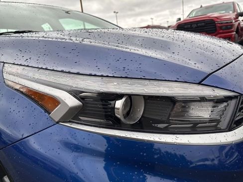 Used 2023 Kia Forte LXS FWD image 9