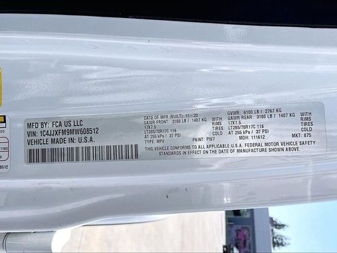 Certified 2021 Jeep Wrangler Unlimited Rubicon AWD/4WD image 29