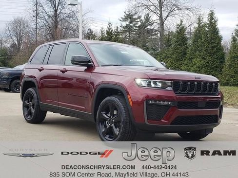 New 2026 Jeep Grand Cherokee Limited w/ Limited Altitude Package AWD/4WD image 1