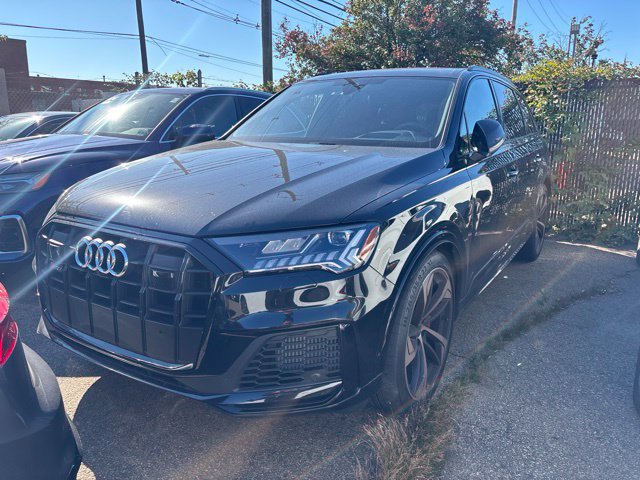 Used 2023 Audi SQ7 Prestige AWD/4WD image 1