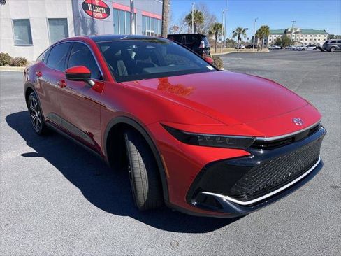 Certified 2023 Toyota Crown image 7