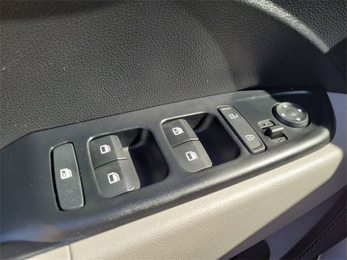 New 2026 Hyundai Venue SEL image 16