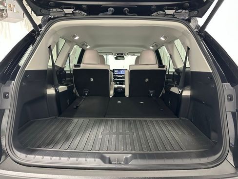 Used 2025 Toyota Grand Highlander AWD image 55