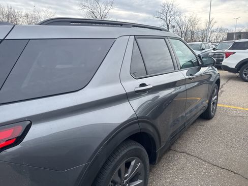 New 2026 Ford Explorer Active w/ Active Comfort Package image 23