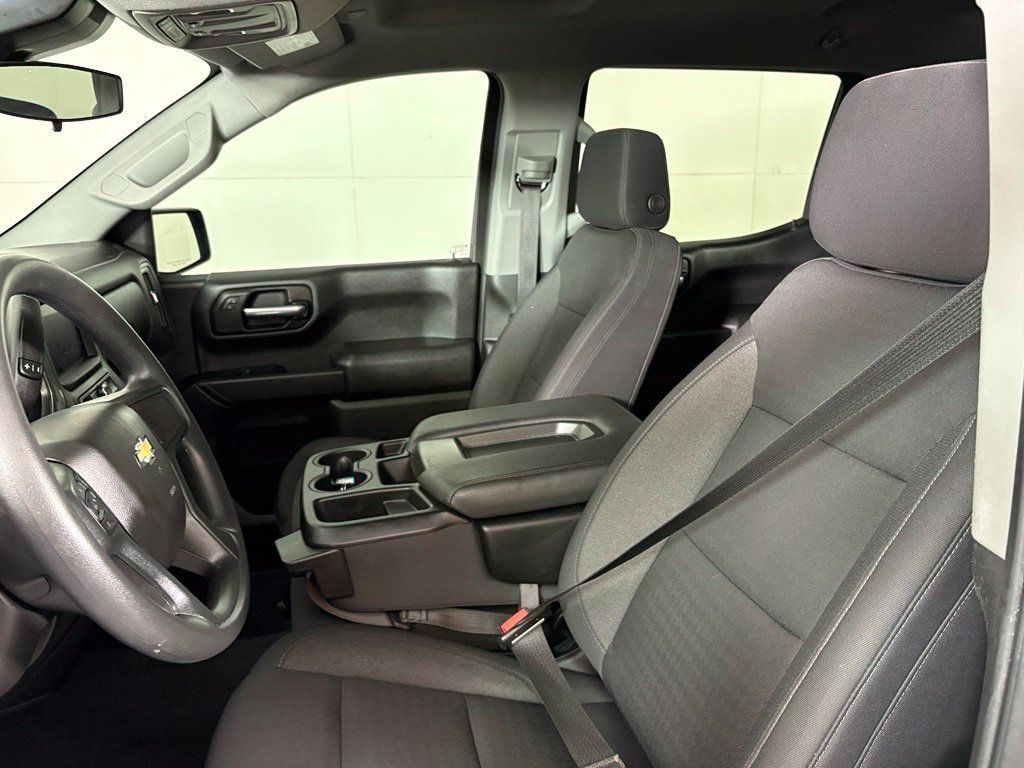 Certified 2024 Chevrolet Silverado 1500 Custom RWD image 21