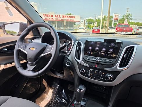 Used 2020 Chevrolet Equinox LT AWD/4WD image 13