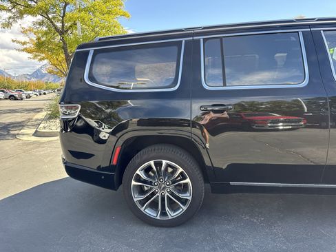 New 2023 Jeep Grand Wagoneer Series III w/ Rear Seat Video Group 1 image 14