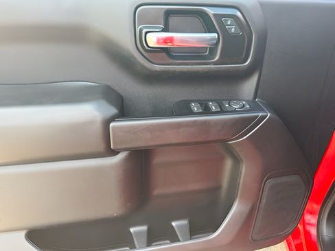 Used 2022 Chevrolet Silverado 1500 Custom RWD image 12