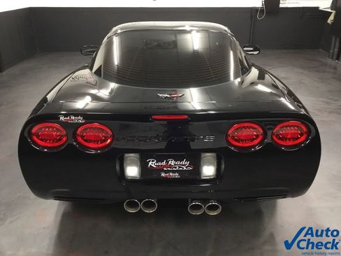 Used 2002 Chevrolet Corvette Coupe w/ Preferred Equipment Group2 image 9