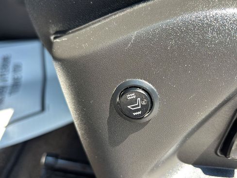 Used 2011 GMC Terrain SLE FWD image 17
