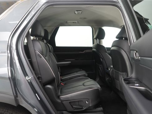 Used 2025 Hyundai Palisade SEL image 13