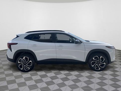New 2026 Chevrolet Trax RS FWD image 5