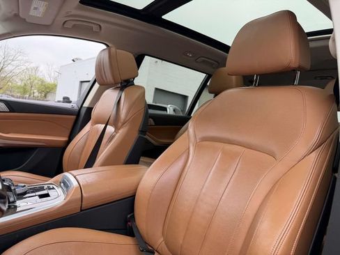 Used 2020 BMW X7 xDrive40i w/ Executive Package AWD/4WD image 13