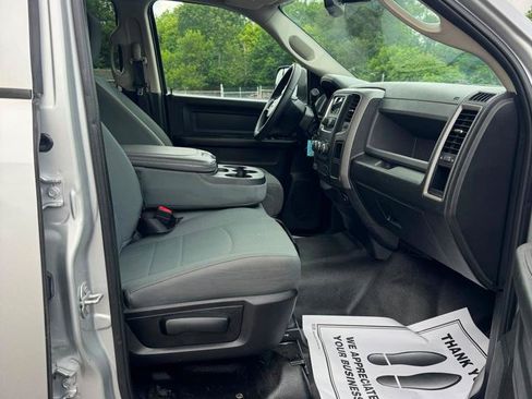 Used 2018 RAM 3500 Tradesman w/ Chrome Appearance Group AWD/4WD image 19