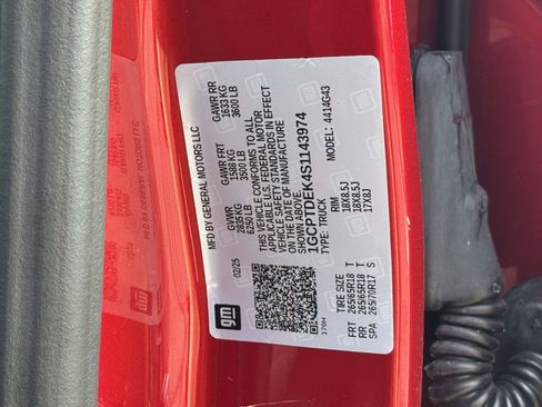 Used 2025 Chevrolet Colorado Z71 image 30