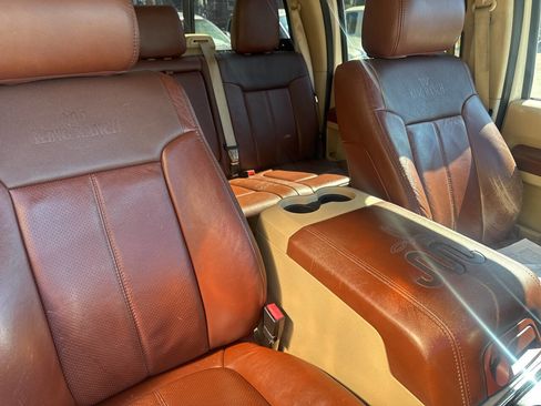 Used 2012 Ford F250 King Ranch w/ King Ranch w/Chrome Pkg image 18