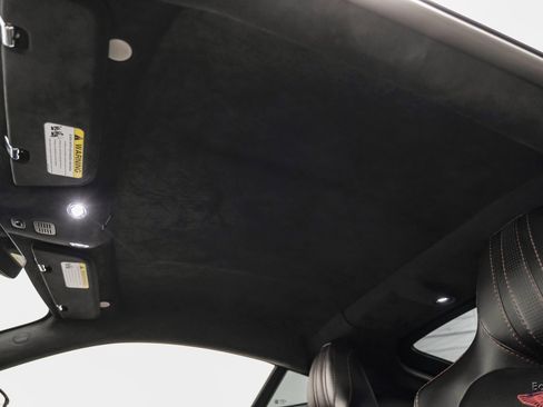 Used 2019 Aston Martin V8 Vantage Coupe RWD image 42