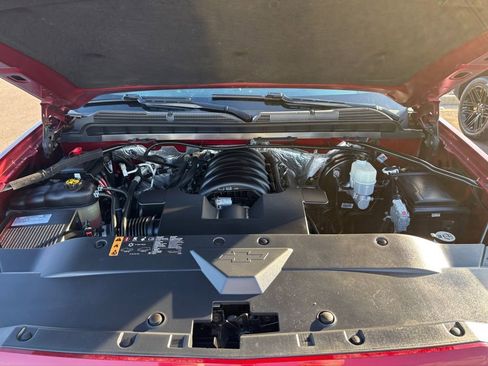 Used 2018 Chevrolet Silverado 1500 LT w/ All Star Edition image 9