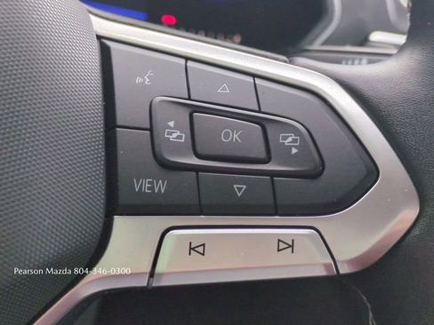 Used 2022 Volkswagen Tiguan SE w/ Panoramic Sunroof Package AWD/4WD image 27