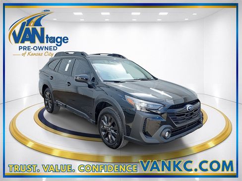 Certified 2025 Subaru Outback Onyx Edition image 3