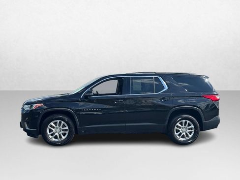 Used 2021 Chevrolet Traverse LT FWD image 2