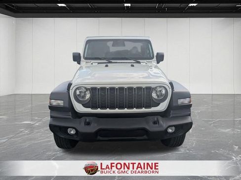 Used 2025 Jeep Wrangler Unlimited Sport AWD/4WD image 8