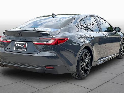 Used 2026 Toyota Camry SE FWD image 13