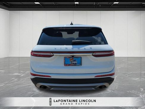 Certified 2024 Lincoln Corsair AWD w/ Equipment Group 101A image 4