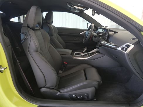 Used 2025 BMW M4 Competition w/ Parking Assistance Package image 10