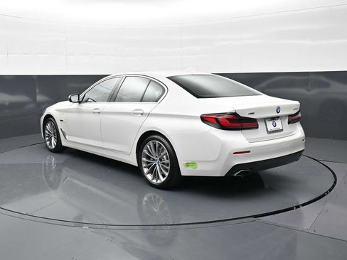 Used 2023 BMW 530e xDrive w/ Executive Package AWD/4WD image 7