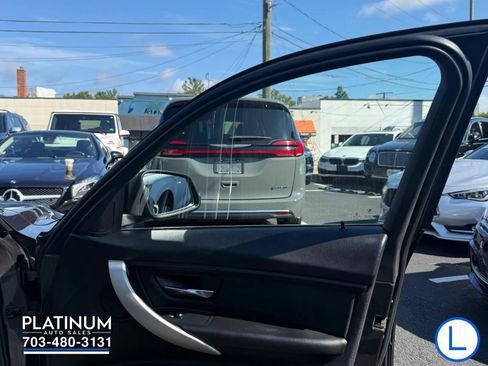 Used 2015 BMW 320i xDrive Sedan AWD/4WD image 15