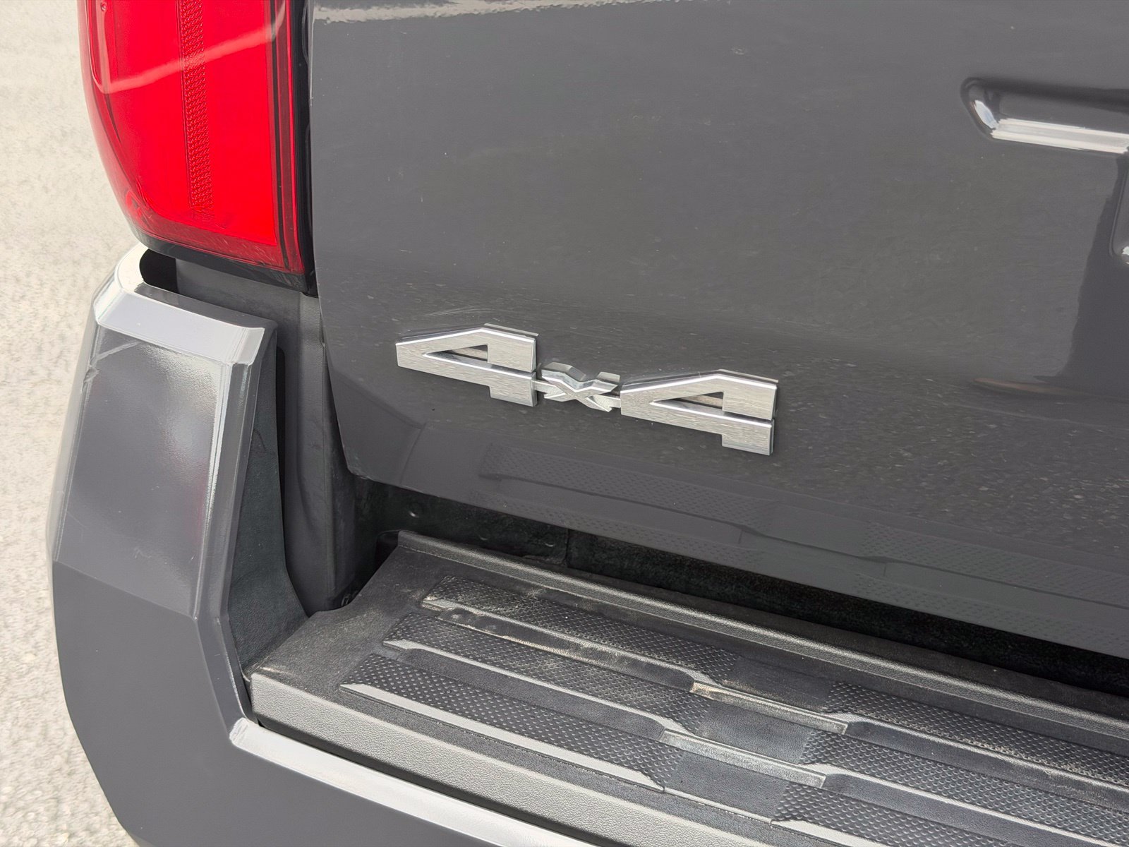 Used 2024 Toyota Tacoma SR5 AWD/4WD image 27