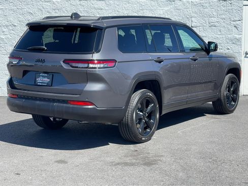 New 2025 Jeep Grand Cherokee L Altitude image 7
