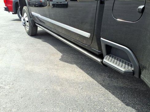 New 2026 Chevrolet Silverado 3500 High Country w/ High Country Premium Package AWD/4WD image 8