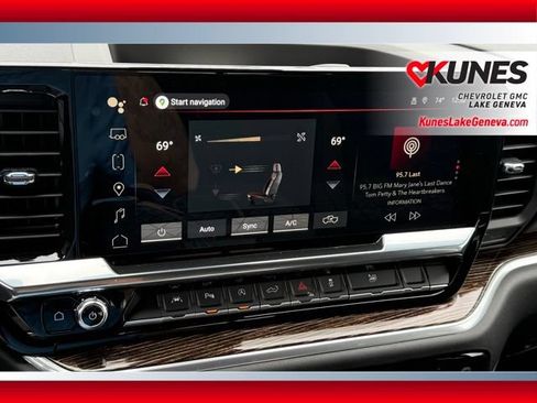 New 2026 GMC Sierra 1500 SLE w/ Preferred Package AWD/4WD image 41