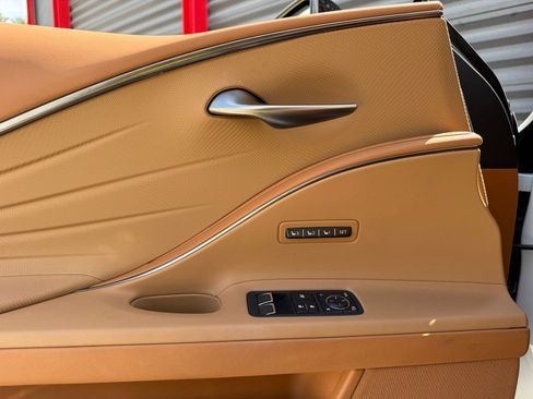 Used 2021 Lexus LC 500 Convertible w/ Touring Package RWD image 35