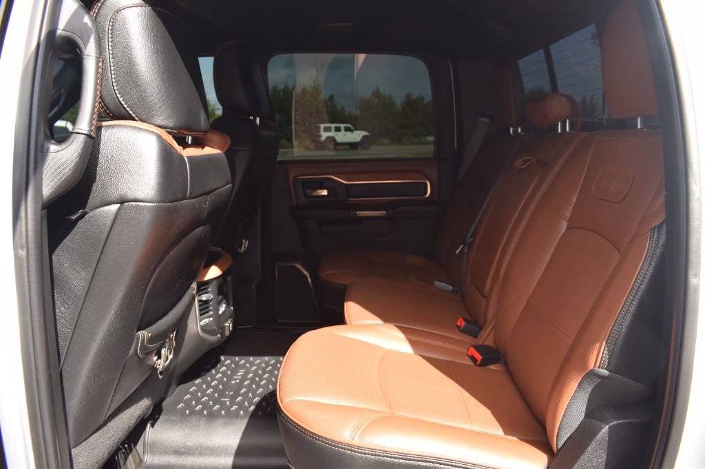 Used 2022 RAM 3500 Limited AWD/4WD image 11