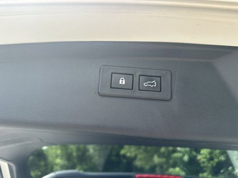 Used 2022 Subaru Outback Limited w/ Popular Package #2 image 20