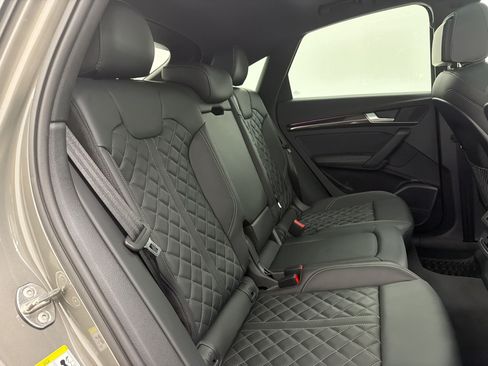 Used 2023 Audi SQ5 Prestige w/ Prestige Package AWD/4WD image 30