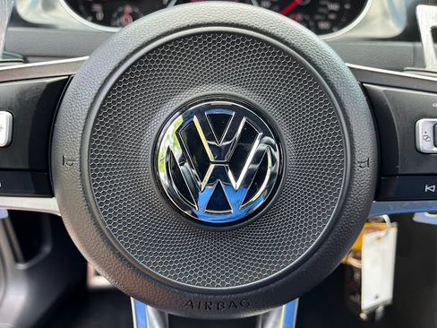 Used 2017 Volkswagen GTI Sport FWD image 15