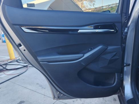 Used 2021 Kia Seltos SX w/ SX Sunroof Package image 18