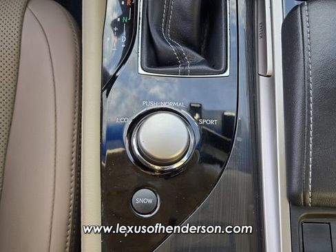 Used 2016 Lexus GS 200t w/ Premium Package RWD image 31