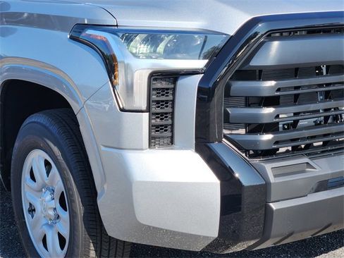 New 2026 Toyota Tundra SR image 6