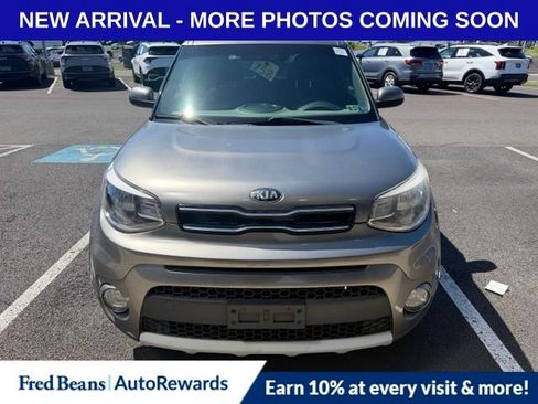 Used 2019 Kia Soul + FWD image 2