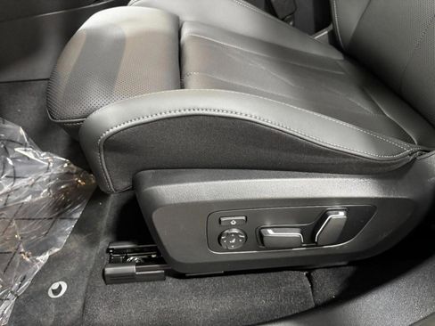 Certified 2025 BMW X3 xDrive30i w/ Premium Package image 35