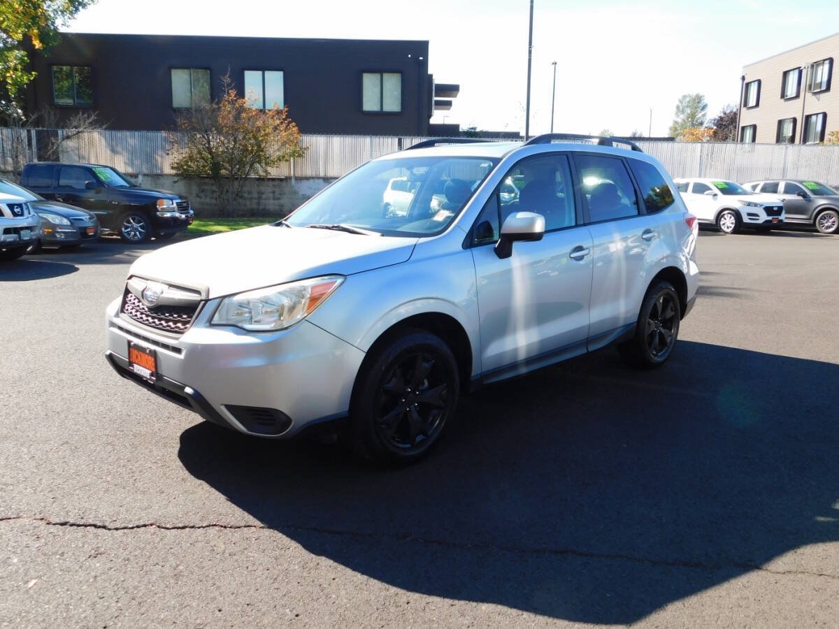 Used 2015 Subaru Forester 2.5i Premium AWD/4WD image 4