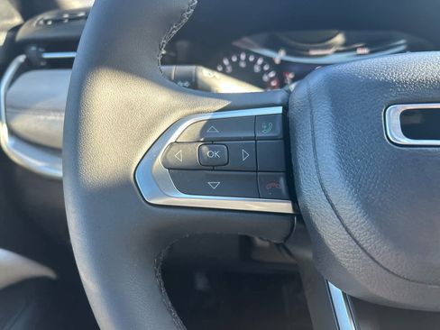 Used 2026 Jeep Compass Limited image 25