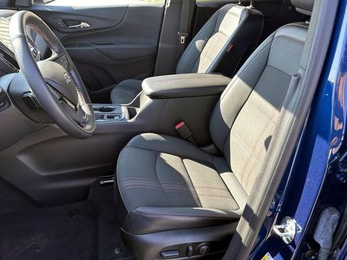 Used 2023 Chevrolet Equinox RS FWD image 18